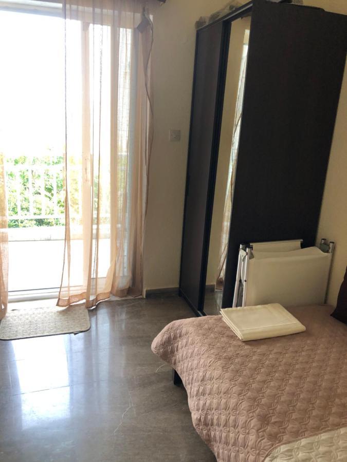 Joannas 2Brooms Sea Apartment Peraia  Exterior photo